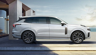 Фотография экстерьера Lynk & Co 09