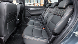 Фотография интерьера Geely Okavango