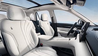 Фотография интерьера Geely Ex 5