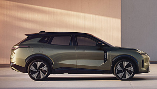 Фотография экстерьера Lynk & Co 08