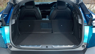 Фотография интерьера Peugeot 408X