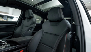 Фотография интерьера Geely Knewstar 001