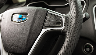 Фотография интерьера Geely Emgrand X7