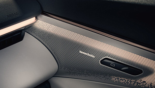 Фотография интерьера Lynk & Co 08