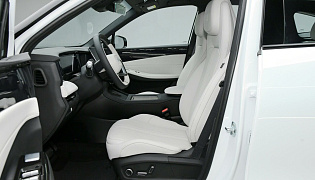 Фотография интерьера Geely Galaxy L7