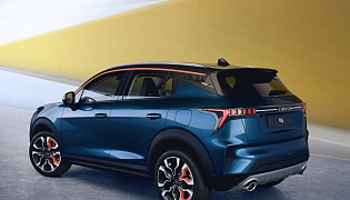 Фотография экстерьера Lynk & Co 06