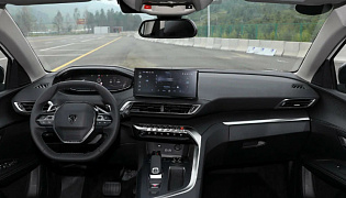 Фотография интерьера Peugeot 4008