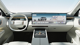 Фотография интерьера Lynk & Co 900