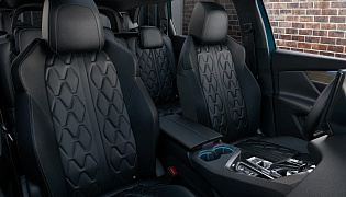 Фотография интерьера Peugeot 5008