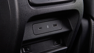 Фотография интерьера Geely Tugella New