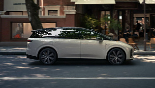 Фотография экстерьера LiXiang I8